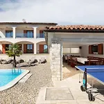Zuccon Casa de Férias Pula